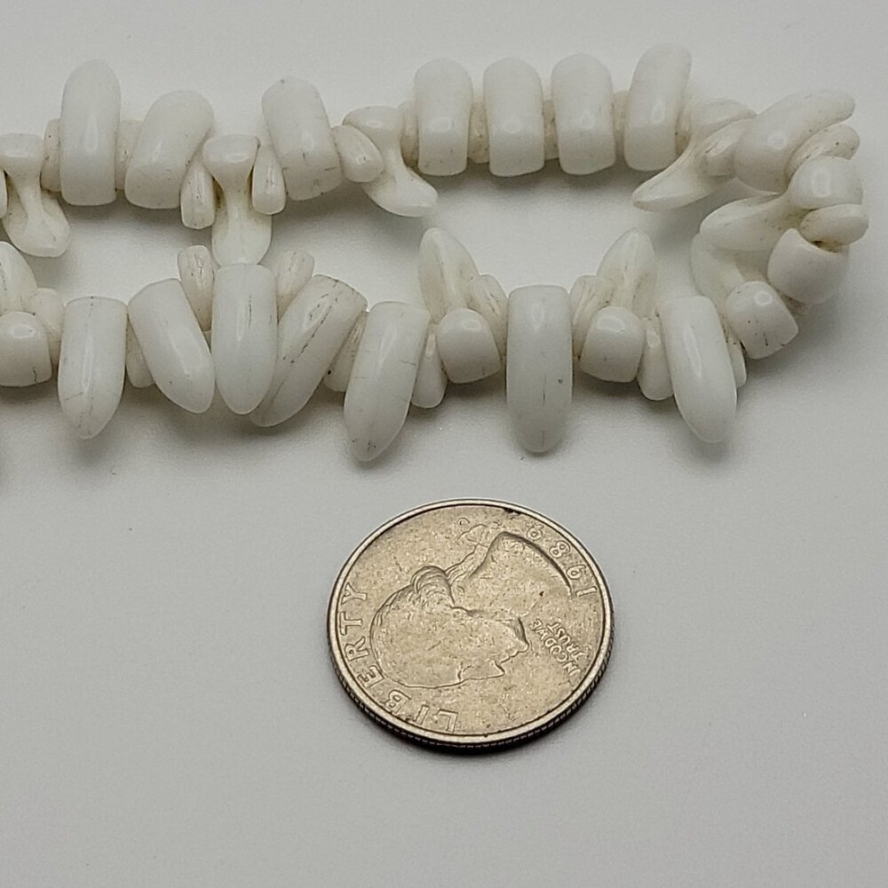 Vintage White Milk Glass Spike Beaded Tribal Choker Necklace 16.5 In Hook Clasp - Picture 6 of 6